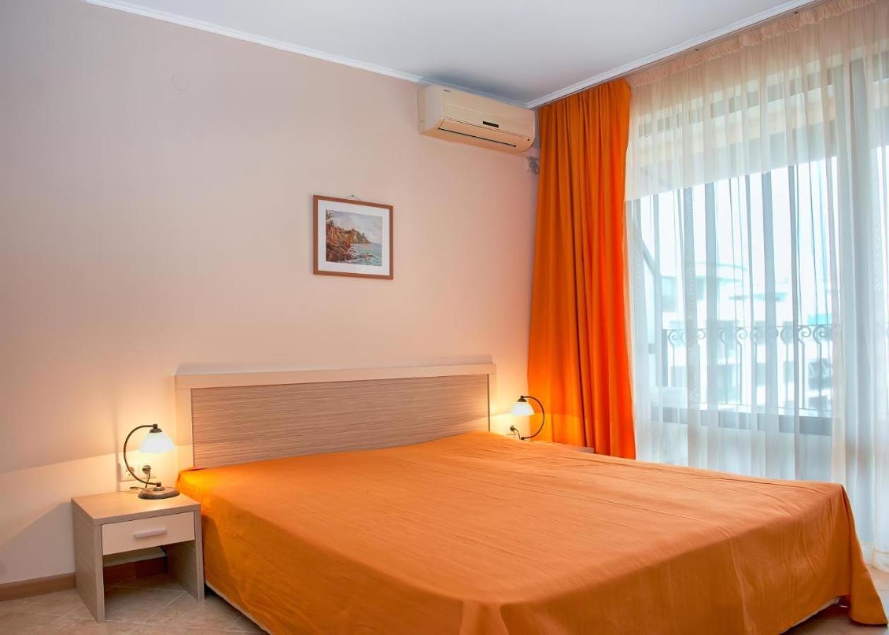 Royal Sun Holiday Complex Sunny Beach Exterior photo